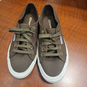 Superga Women's Olive Low Canvas Shoes Sz 37.5